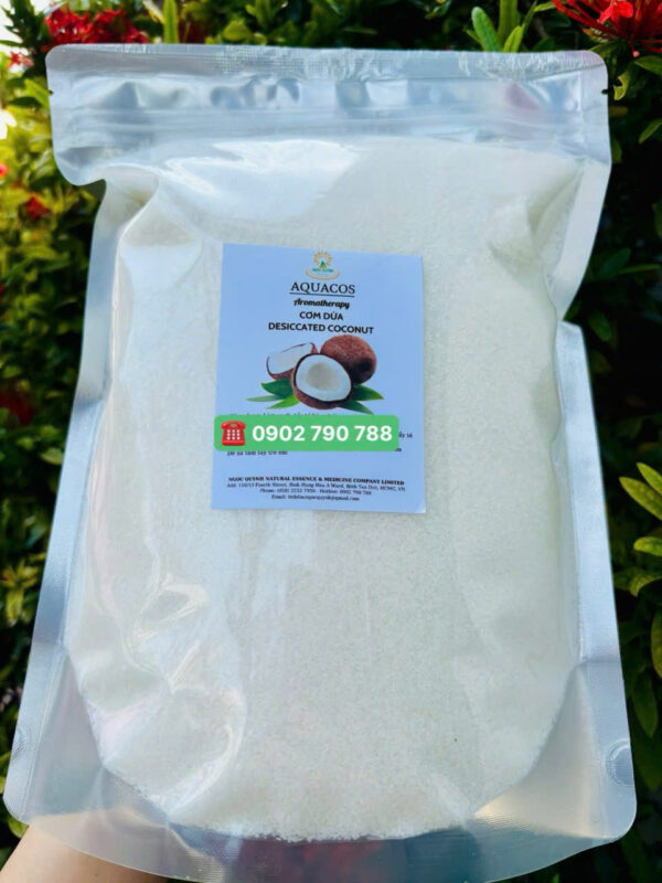 Cơm dừa tẩy tế bào chết - Ảnh 2
