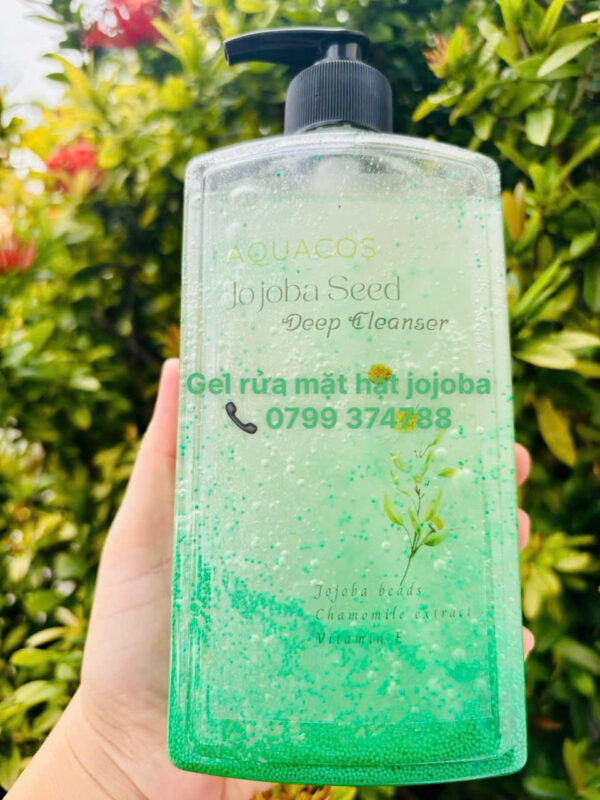 Sữa rửa mặt sạch sâu hạt Jojoba