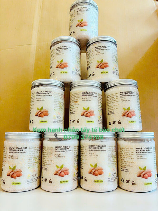 Kem hạnh nhân tẩy tế bào chết toàn thân