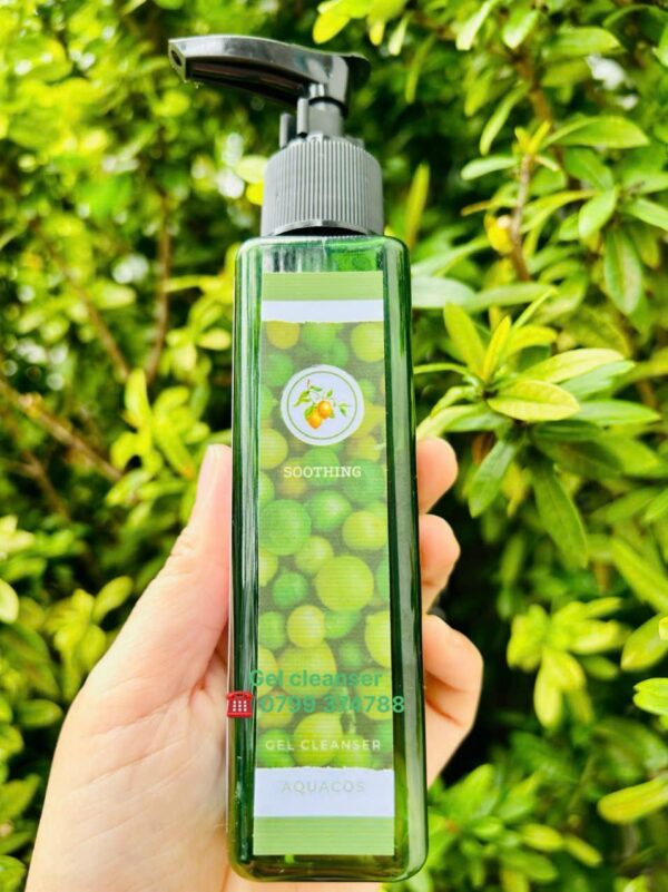Sữa rửa mặt trái cây dạng gel Soothing