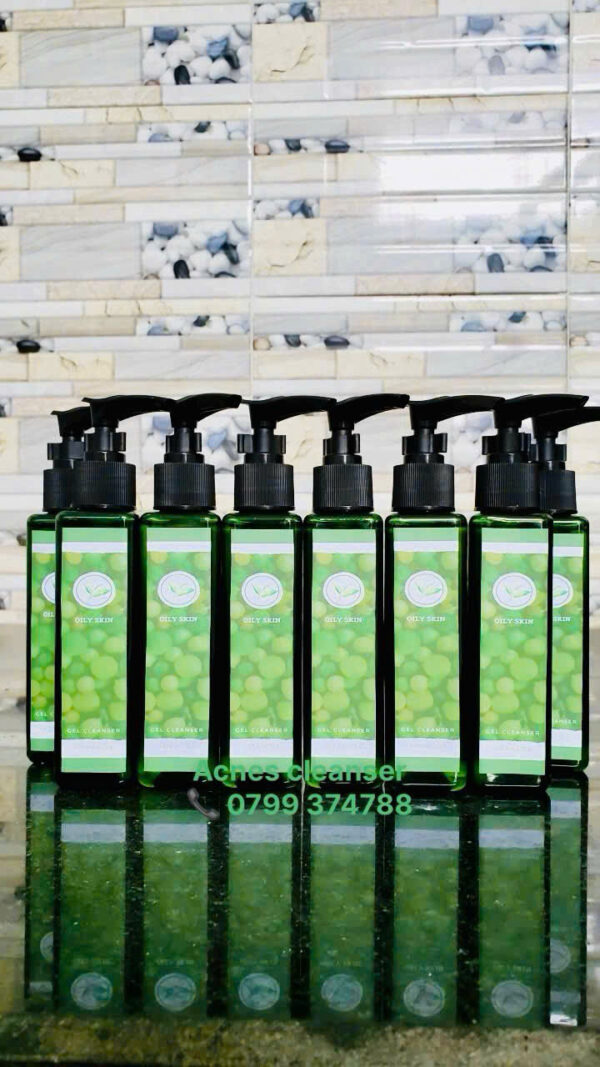 Sữa rửa mặt chăm sóc da mụn dạng Gel - Ảnh 2