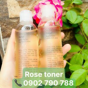 Nước hoa hồng (Rose toner)