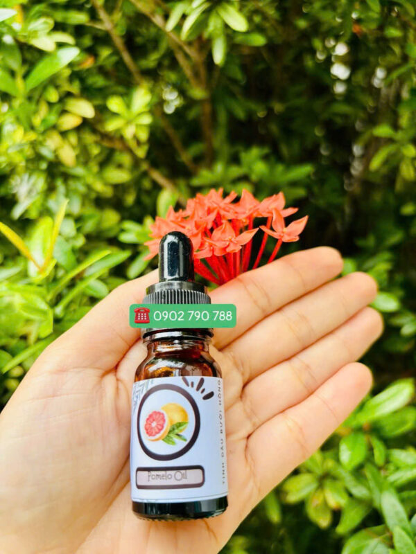 Tinh dầu Bưởi Hồng (Pomelo Oil)