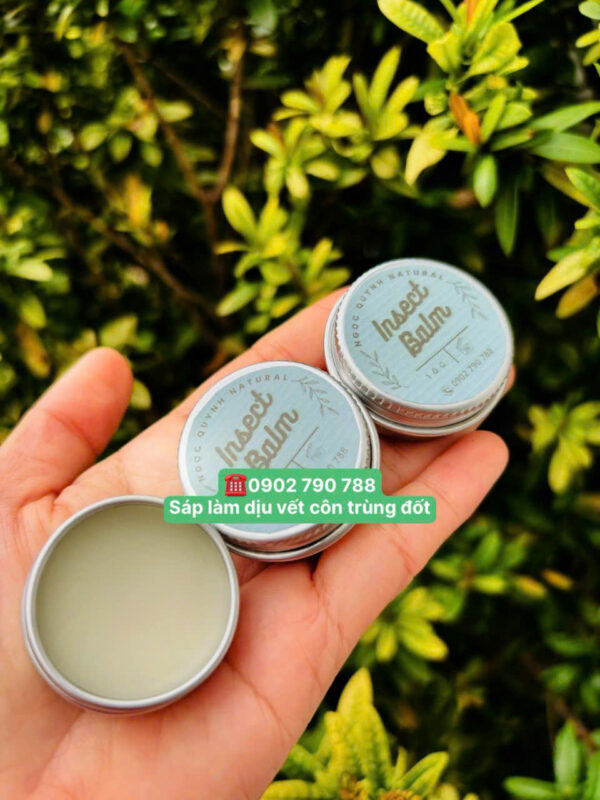 Sáp thảo mộc xoa dịu vết côn trùng đốt