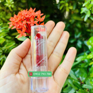 Sôn dưỡng môi có màu