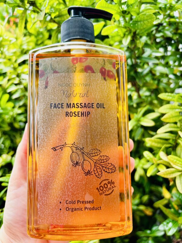 Dầu massage mặt nụ tầm xuân