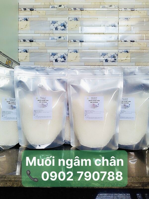 Muối oải hương ngâm chân