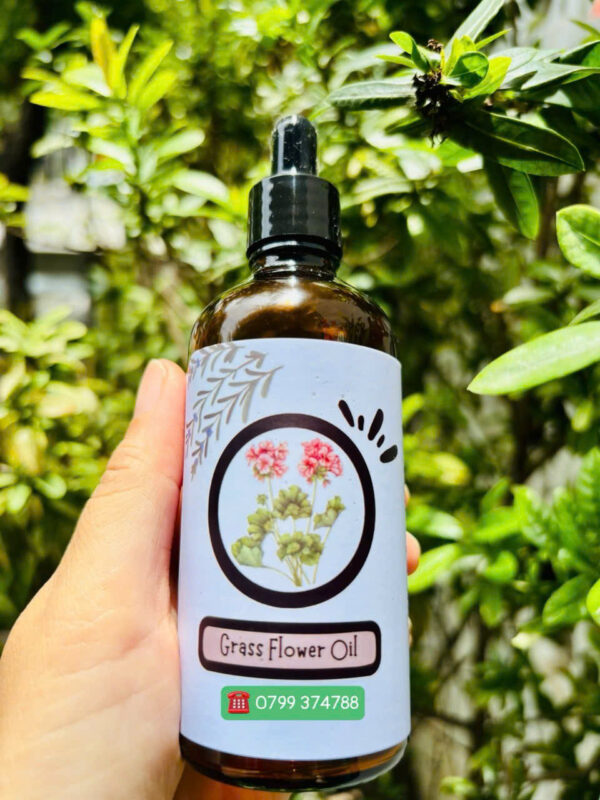 Tinh dầu Hoa Cỏ (Grass Flower oil)