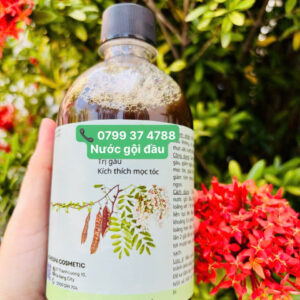 Nước gội đầu thảo mộc